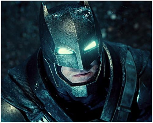 Batman Adaleti Ben Affleck Işıklı Gözlü Batman olarak 8 x 10 inç Fotoğraf