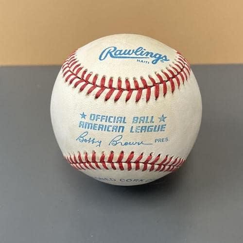 John Sain Milwaukee Braves, B&E Hologram İmzalı Beyzbol Toplarıyla OAL B Brown Beyzbol Otomobilini İmzaladı