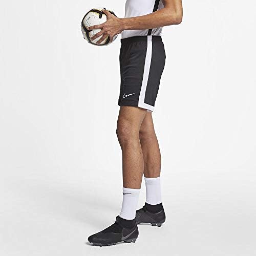 Nike Dri-FİT Academy Erkek Futbol Şortları
