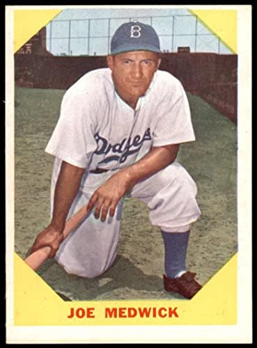 1960 Fleer 22 Ördek Medwick Dodgers / Kardinaller (Beyzbol Kartı) NM Dodgers / Kardinaller